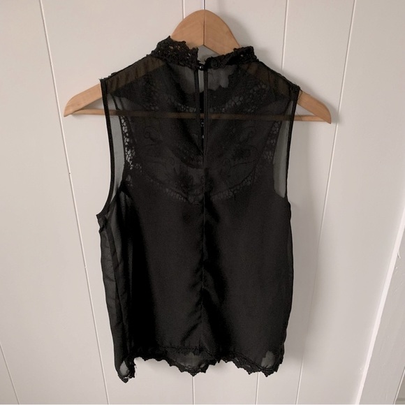 Black sleeveless sheer boho lace blouse - Picture 4 of 7